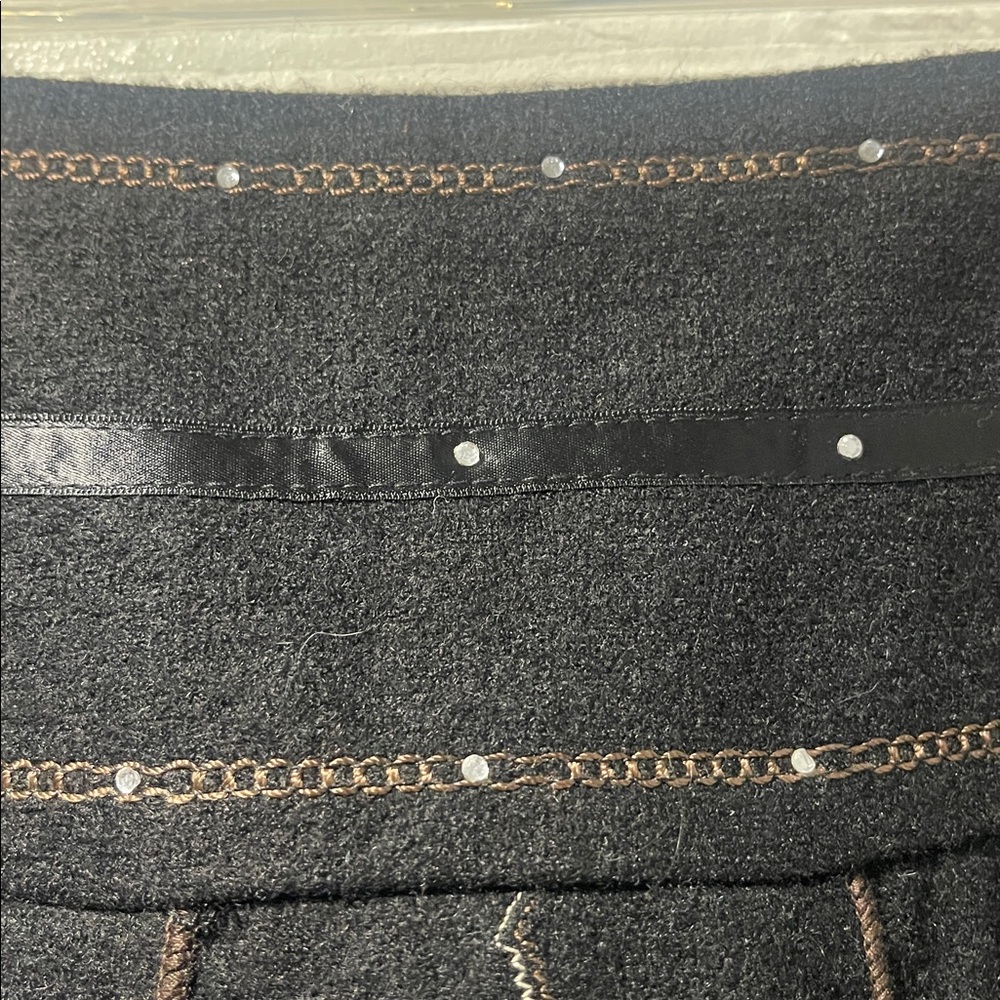 Elegant Black A-Line Skirt - Picture 3 of 8